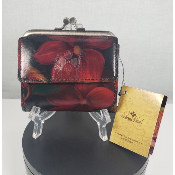 Patricia Nash Wallet Kiss Lock Cassis ID Credit Card Coin English Rustic Mums - Picture 1 of 16